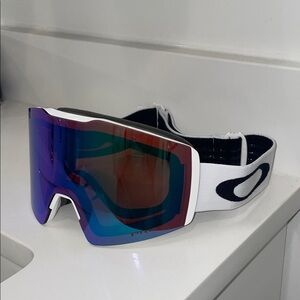 Oakley Prizm Goggles with White and Blue Accents